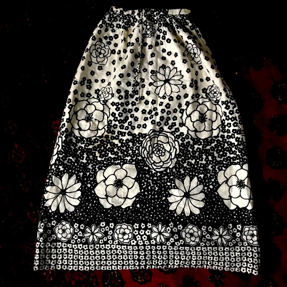 Vintage Black and White Floral Maxi Skirt